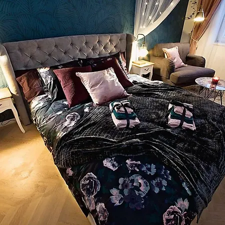 Romantic Designer Apartment Prague Exterior photo